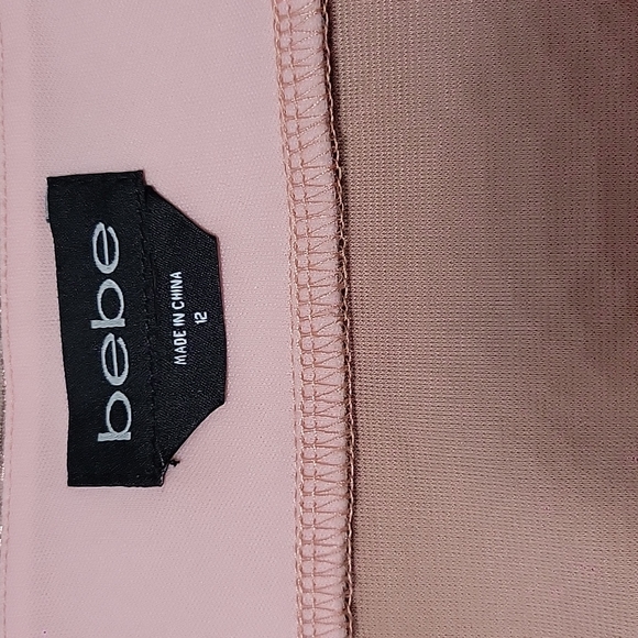 Bebe Snake Print Metallic Pink Mini Skirt w/Slit Large - Picture 4 of 8